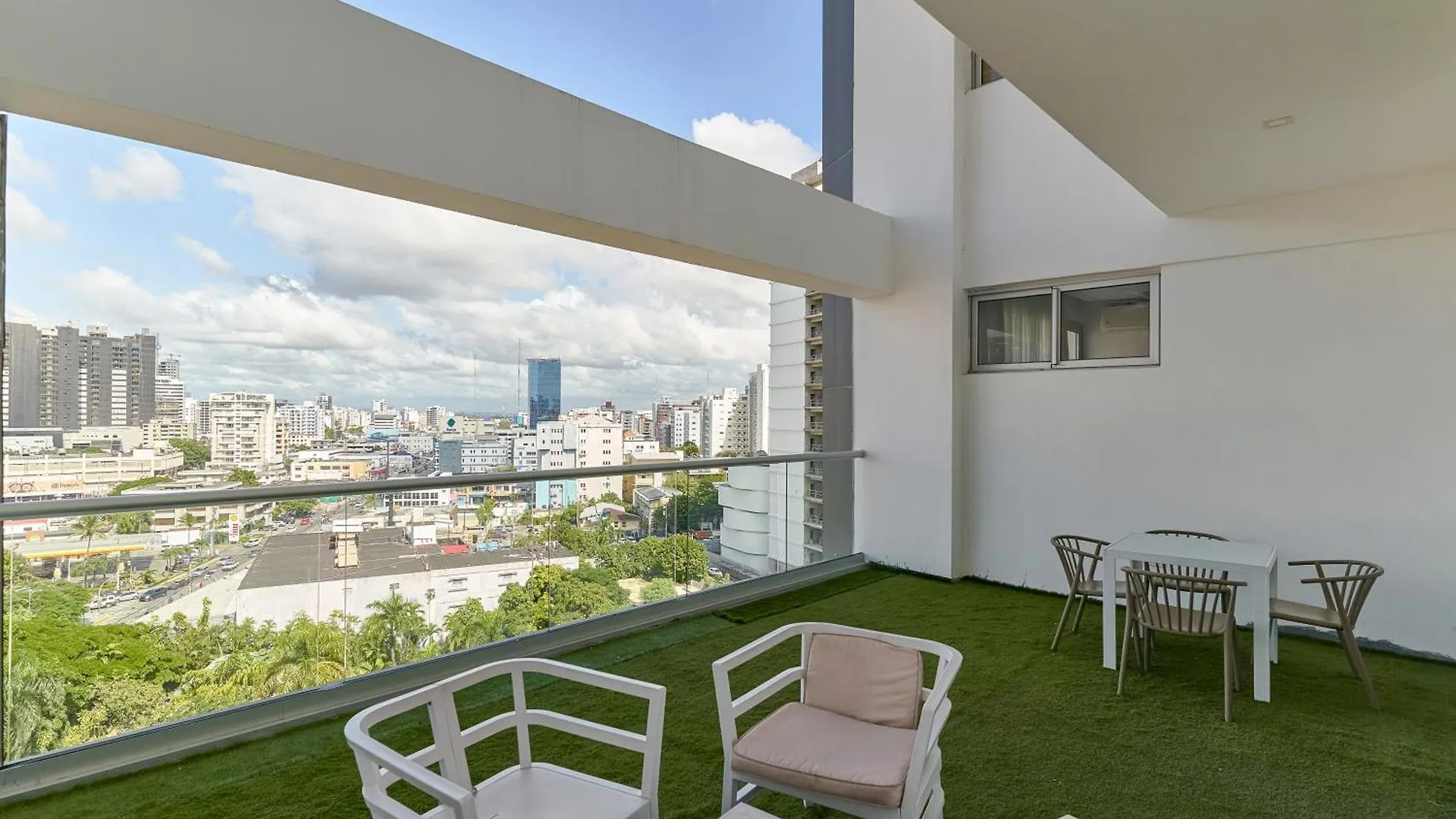 Lujoso Apartamento S802 Downtown Santo Domingo Apartment